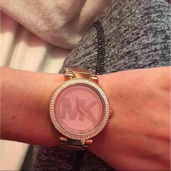 Michael Kors watch - Picture 2 of 3