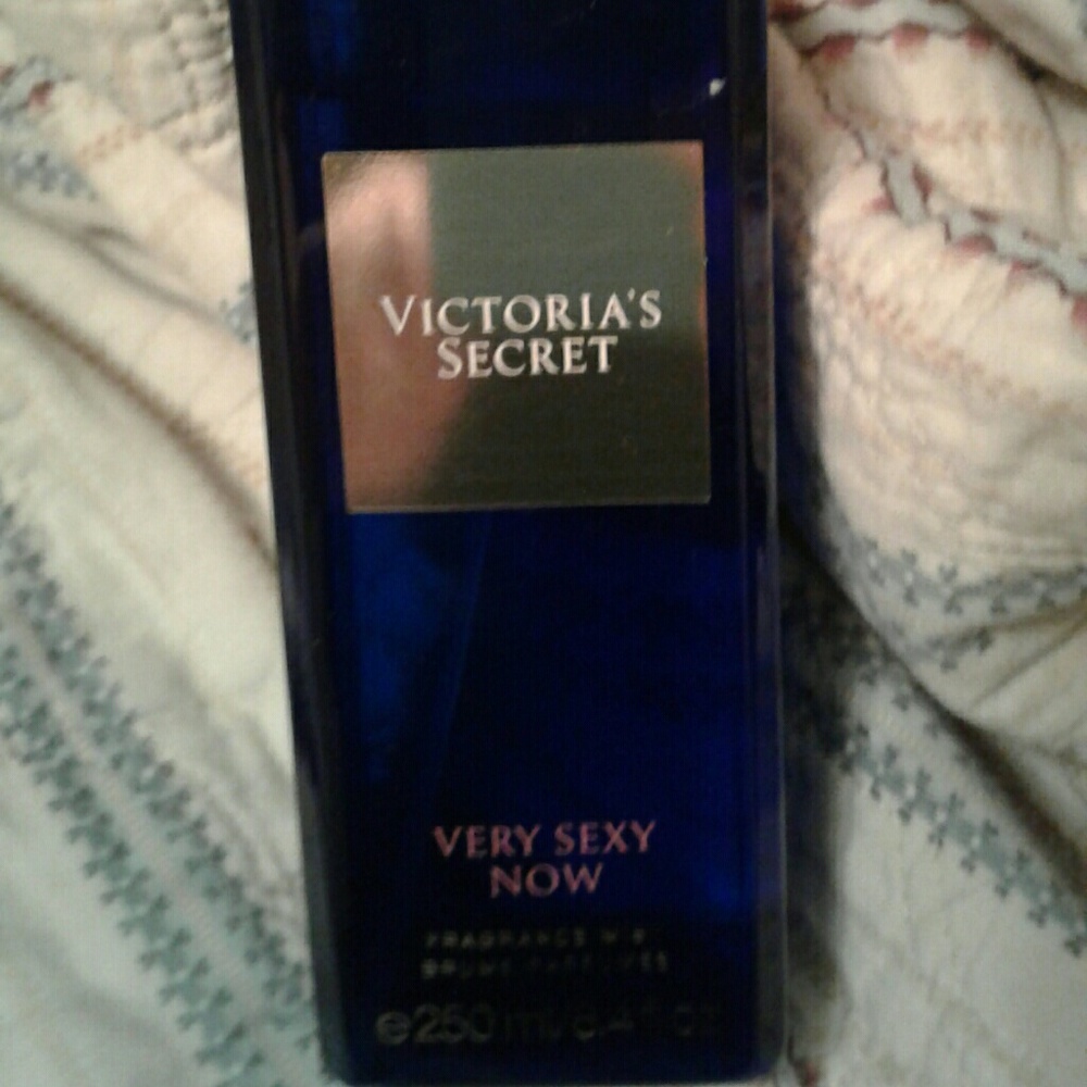 Victoria Secret Very Sexy Now 2016 Body Mist
