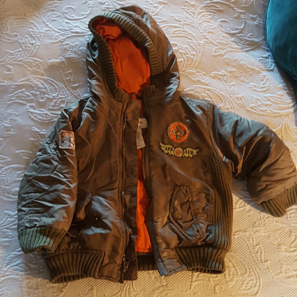 Bomber jacket !!