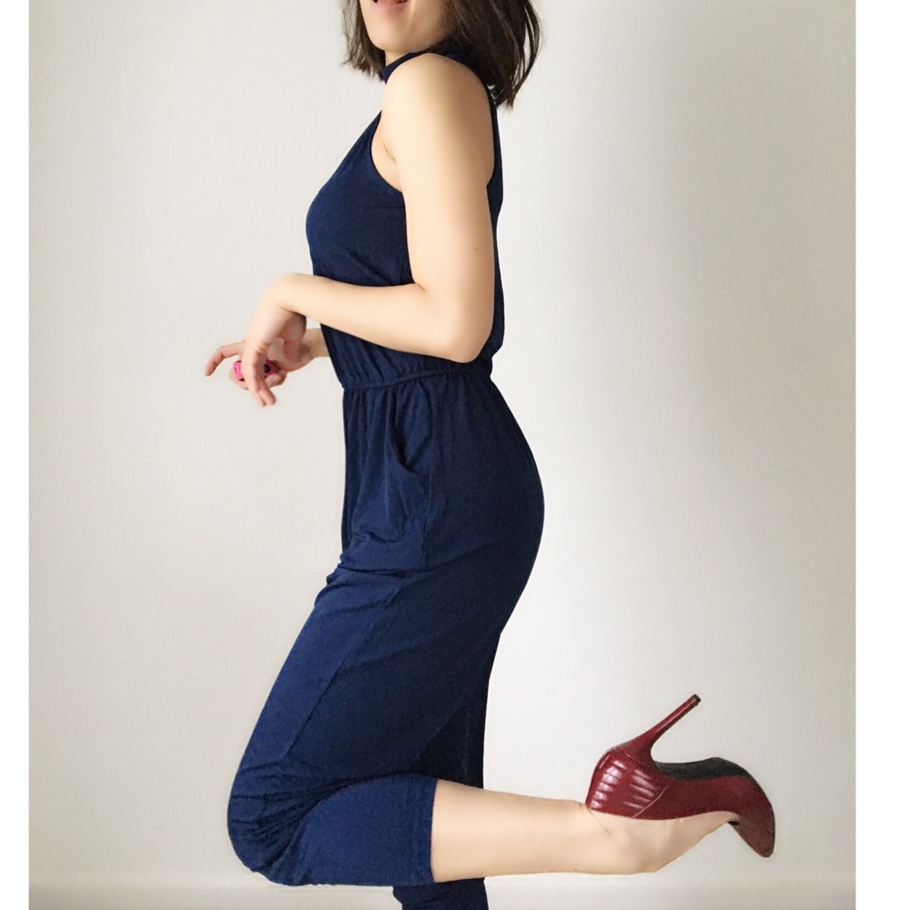 Midnight blu choker jumpsuit w side pockets. - Picture 4 of 5