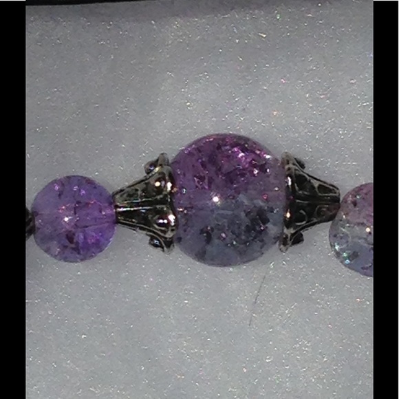 Lavender Sparkling Glass Bead Bracelet - Picture 3 of 3