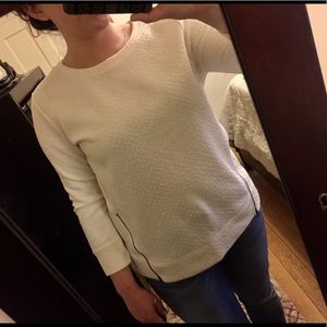 Structured 3/4 Length Sleeve Top
