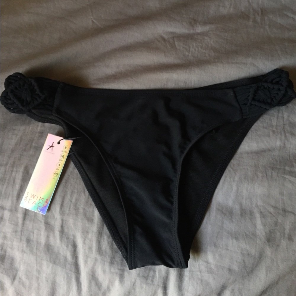*NWT* black bikini bottoms