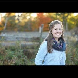 Meet your Posher, Megan