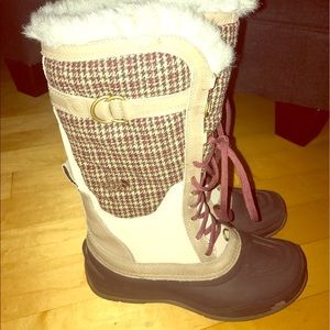 Women's North Face winter boots