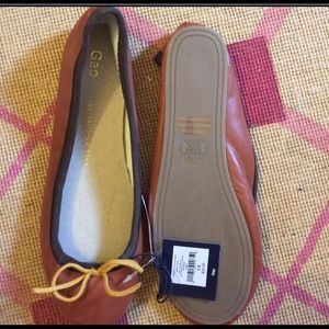 NWT GAP BALLET FLATS