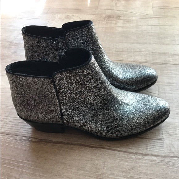 NWOB Sam Edelman Petty Cracked Metallic Bootie - Picture 4 of 8
