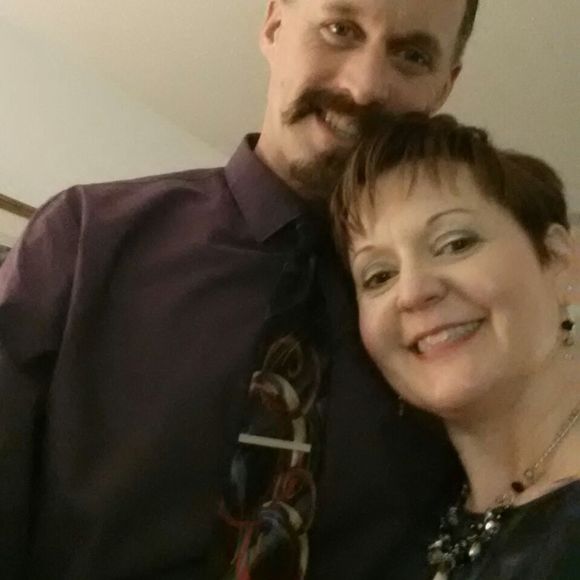 Meet your Posher, Lynn - Picture 1 of 1