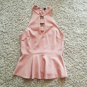 Gorgous blush peplum top