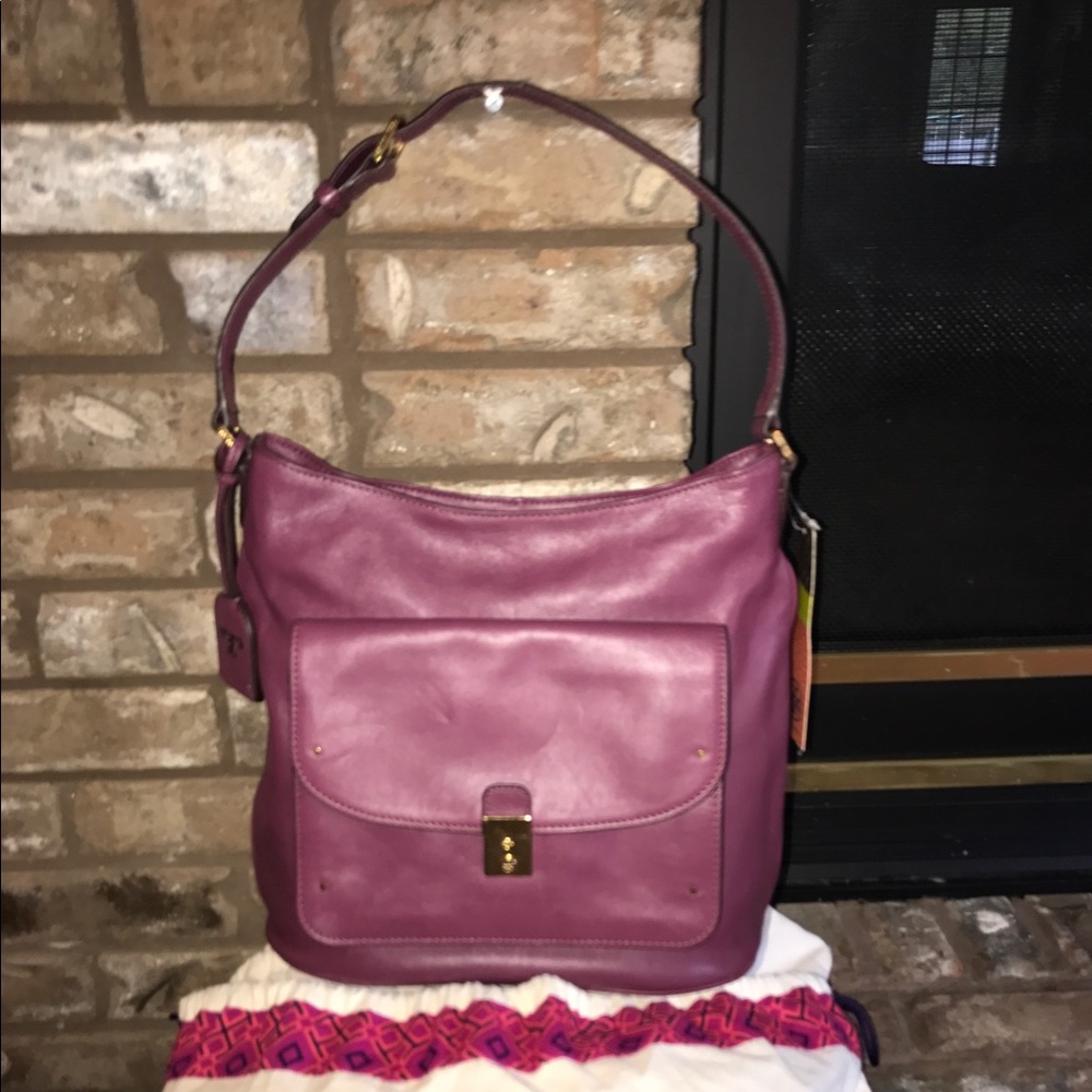 TORY BURCH PRISCILLA HOBO-Brand New w/ Tags on !!