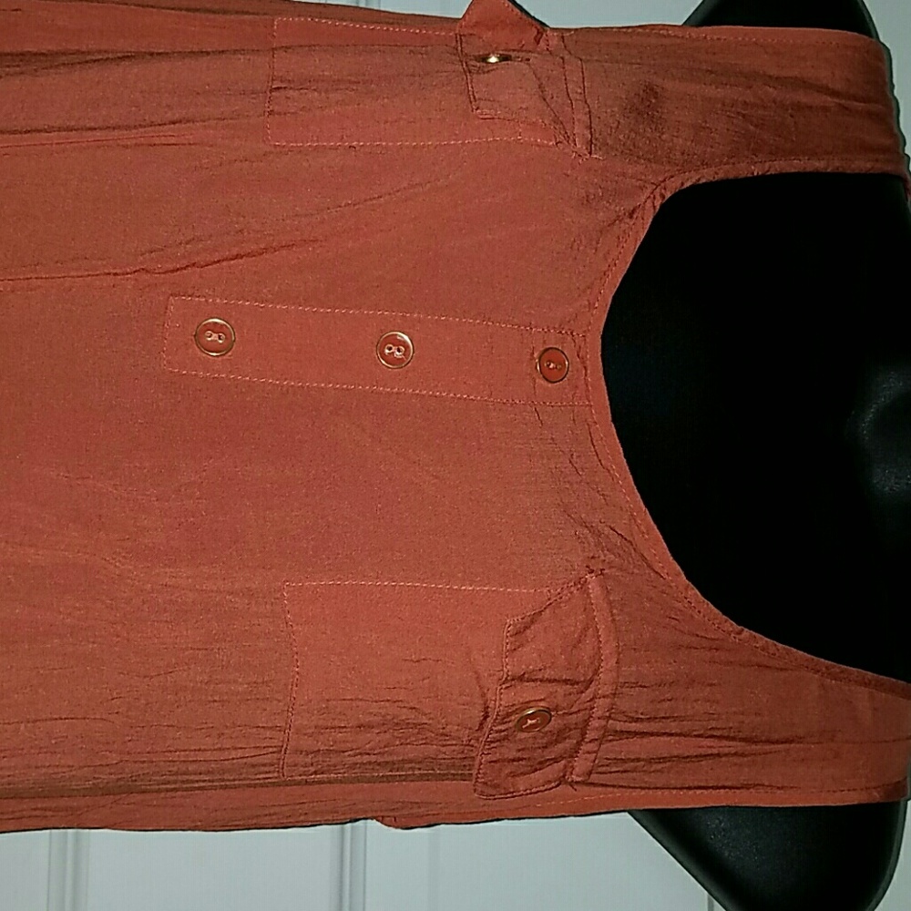 Tank top - Picture 2 of 3