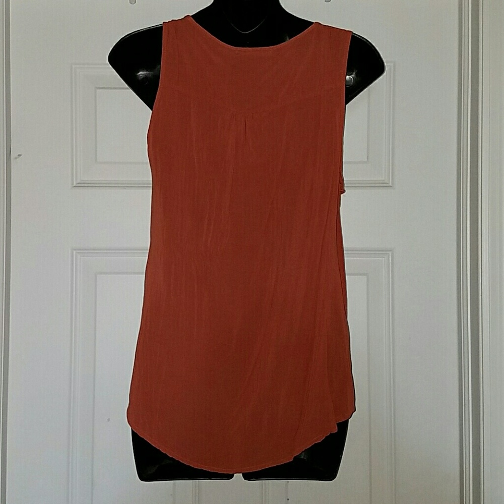 Tank top - Picture 3 of 3