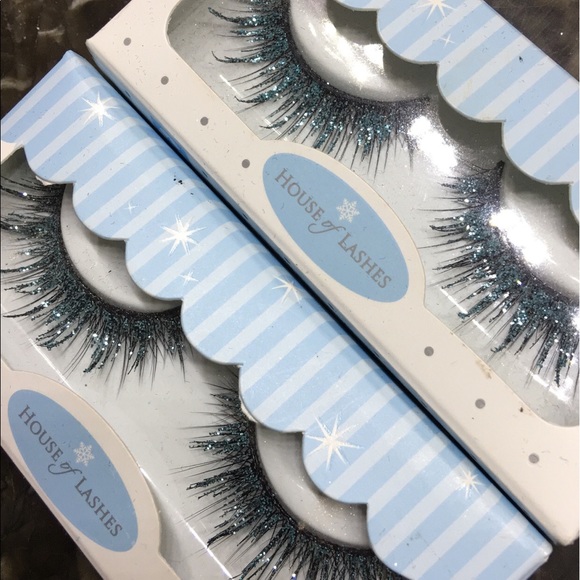 Two Sets of House of Lashes - Ice Queen LE - Picture 2 of 3
