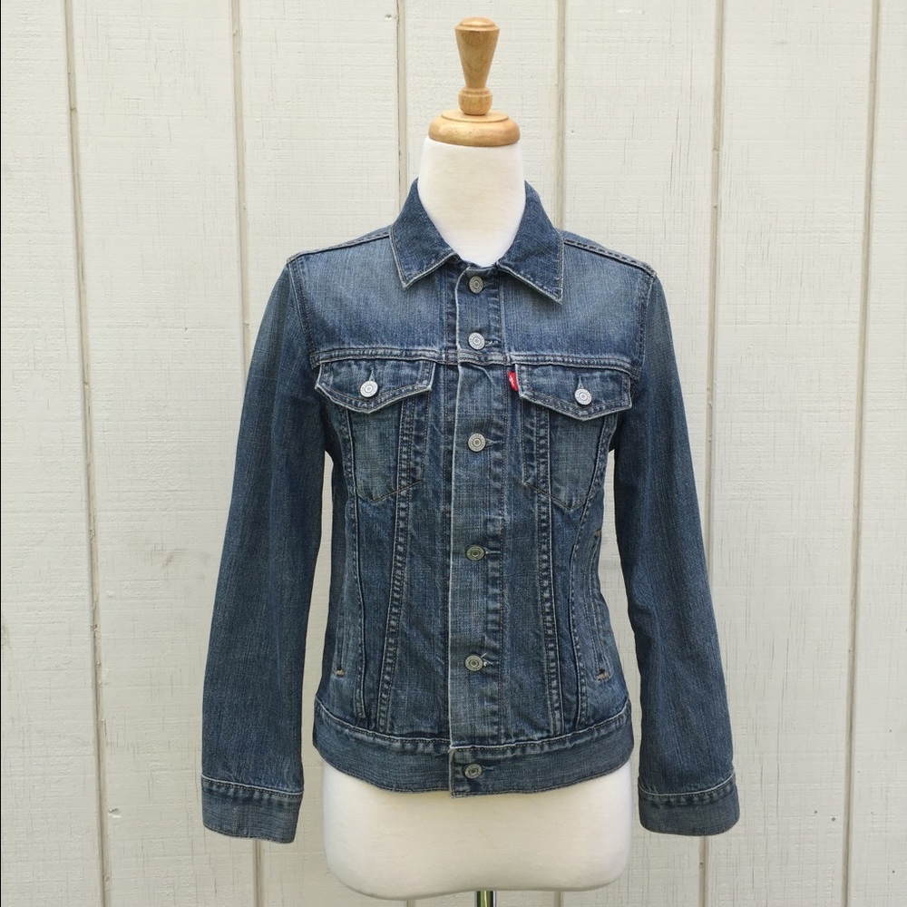 Levi's denim jacket