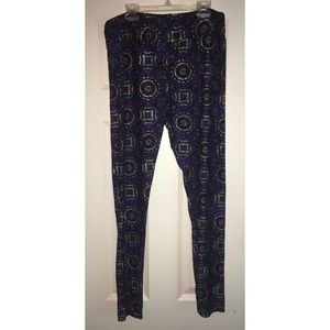 Lularoe Tall and Curvy Leggings