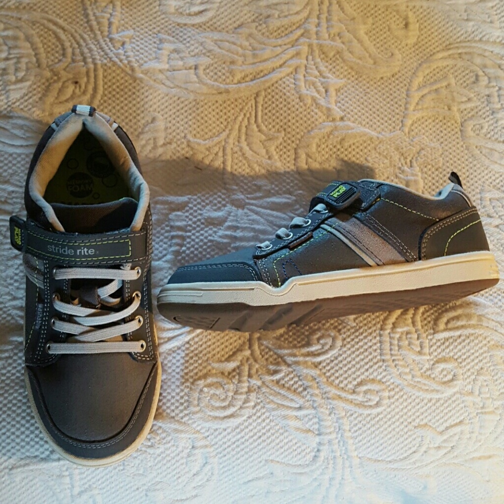 Stride Rite Boys shoes