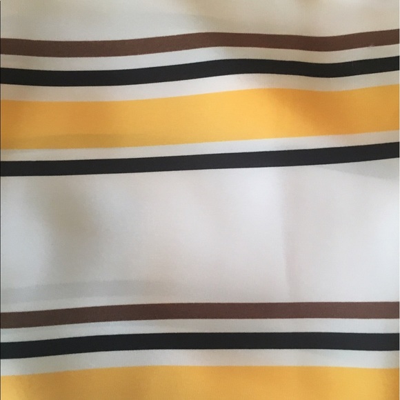 Small Express Blouse - Picture 2 of 5