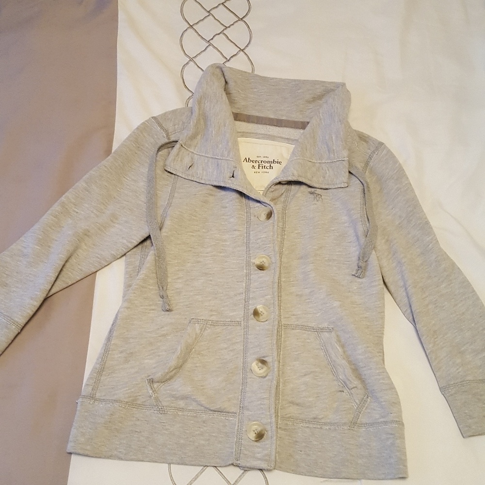 Light gray Abercrombie button-up sweater