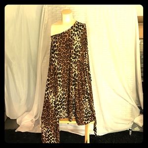 Leopard print batman sleeve top