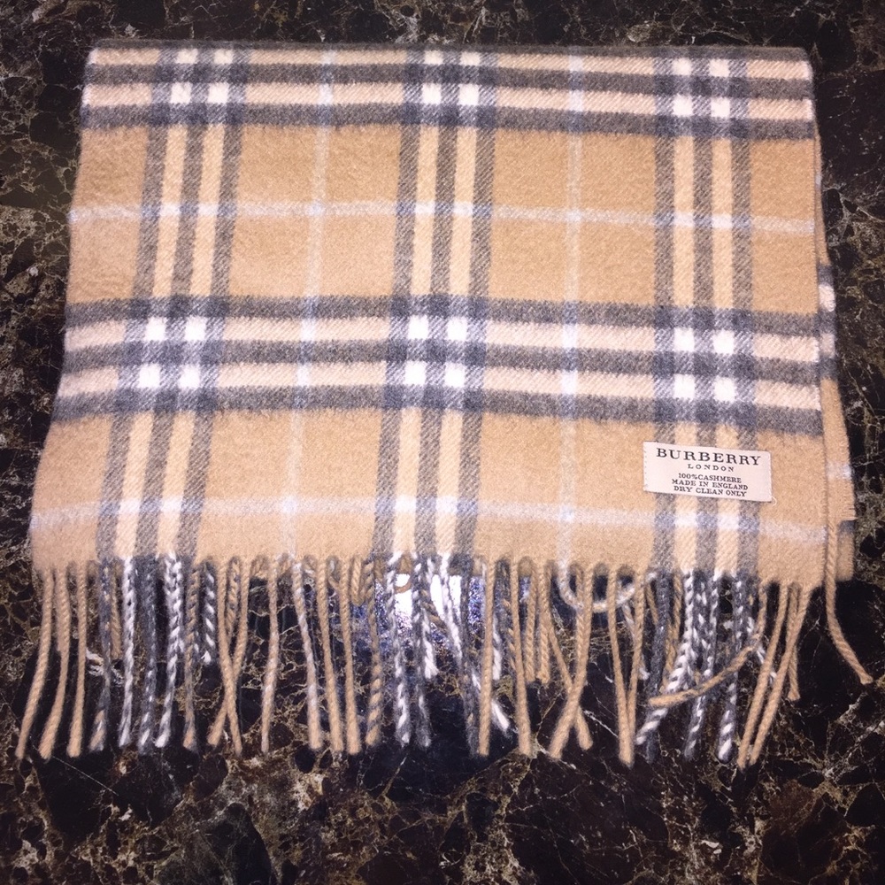Authentic 100% cashmere large Burberry scarf