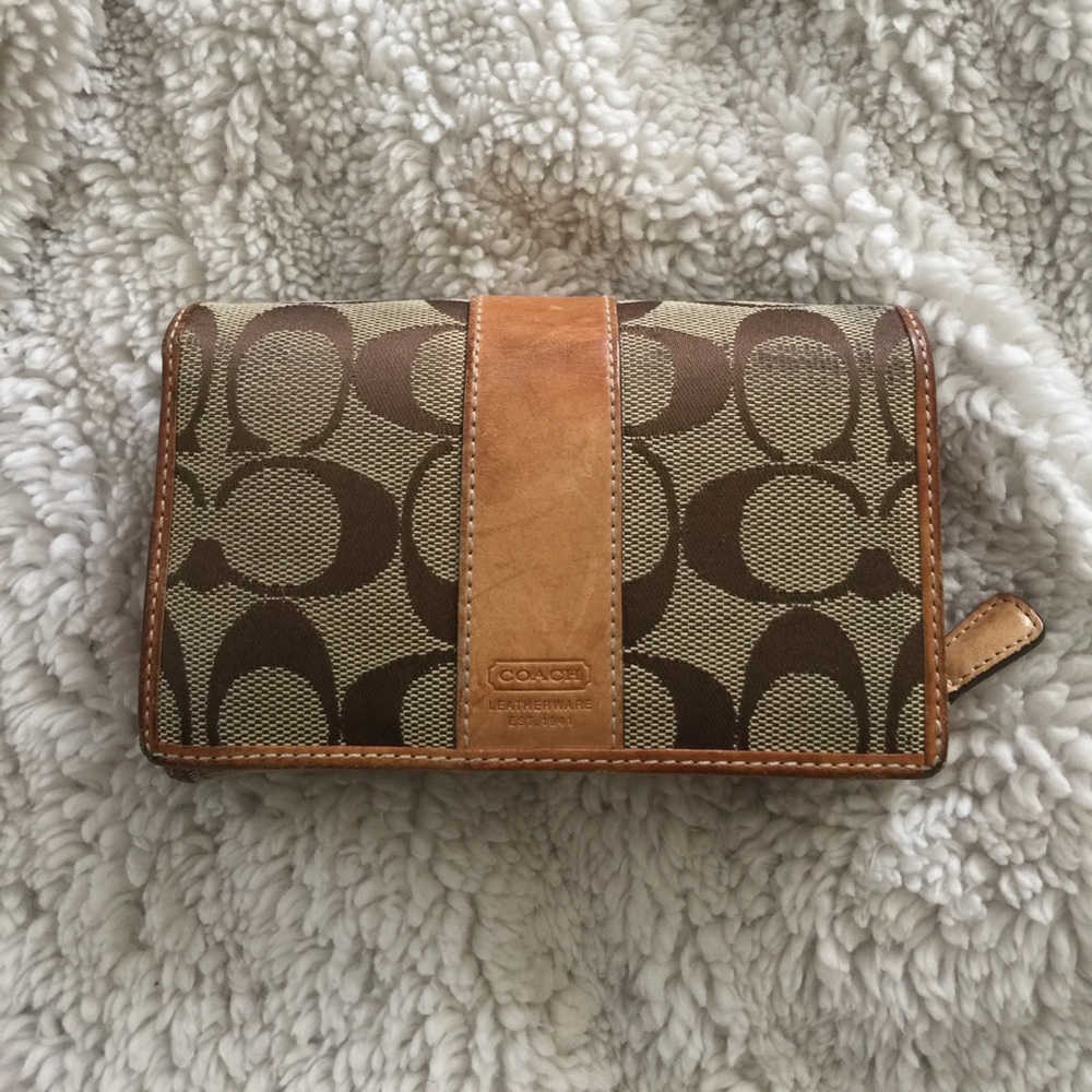 Coach Leather Logo Wallet