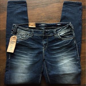 Silver Jeans Brand New 33/31