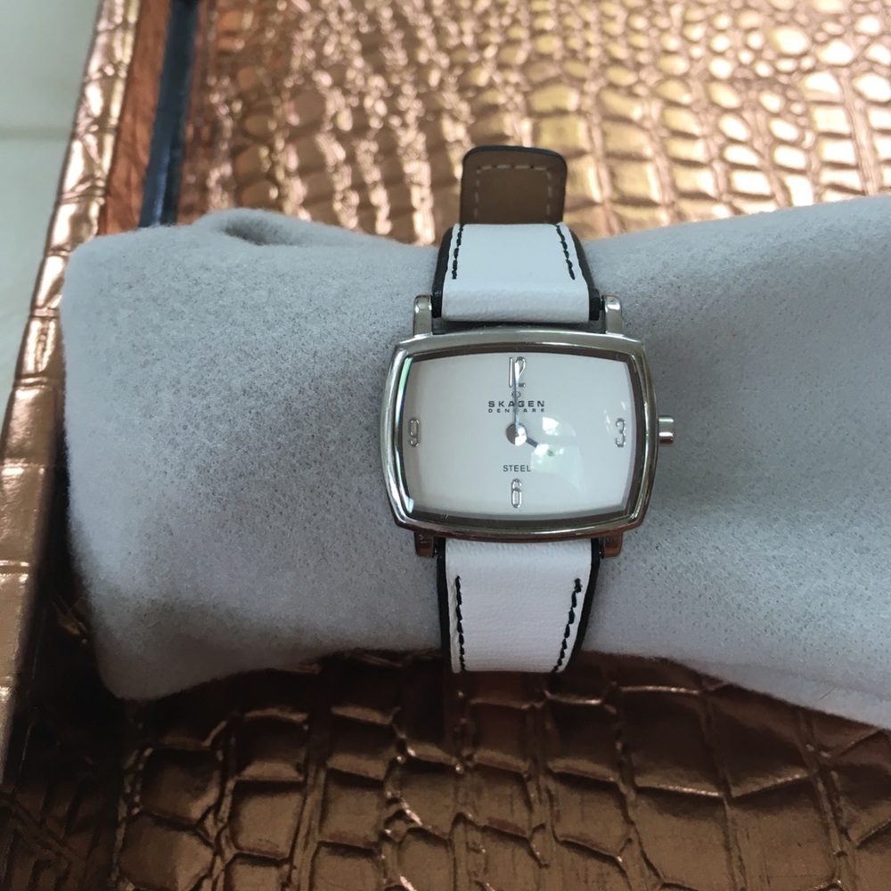 Fossil White Weather Ladies Watch