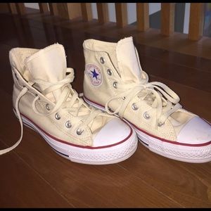 WORN ONCE💥💥 CONVERSE HIGH TOPS