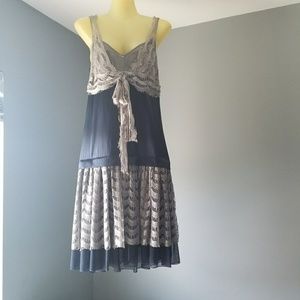 Jennifer Lopez flapper dress