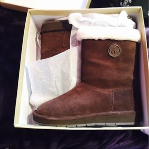 Michael Kors Winter Mid Boot