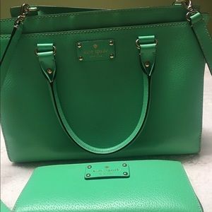 Kate spade green Wellesley Durham purse and wallet