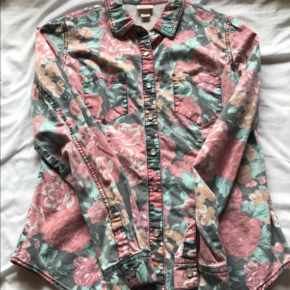 Floral print button up