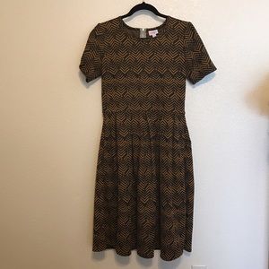 LuLaRoe Amelia SZ Large Jacquard Material