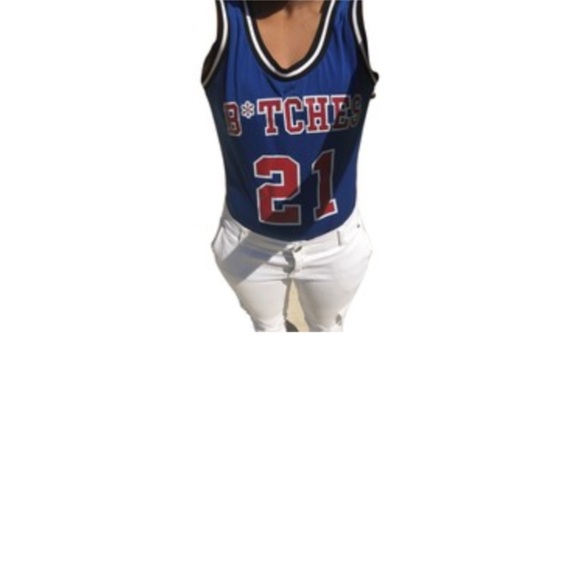 Body Con - Picture 2 of 2