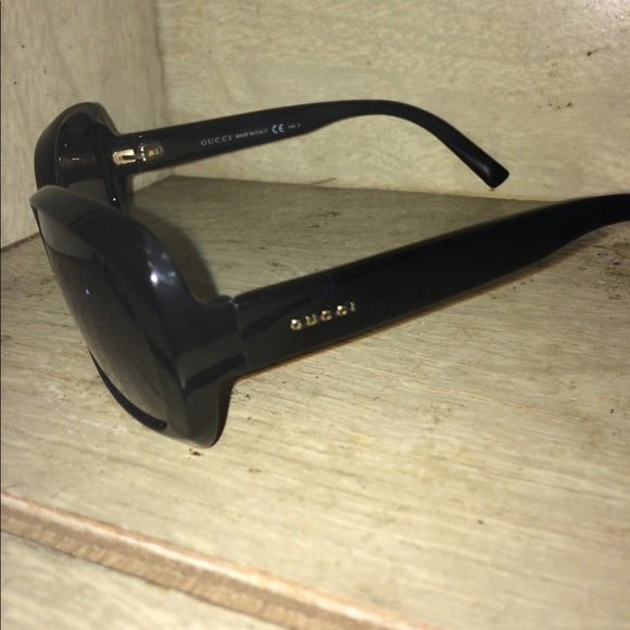 Seth.if anyone has a Gucci jean jacket let me know - Picture 2 of 2