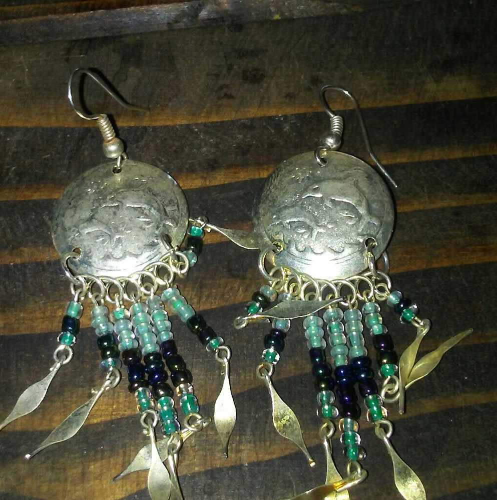 Earring Bundle - Picture 2 of 5