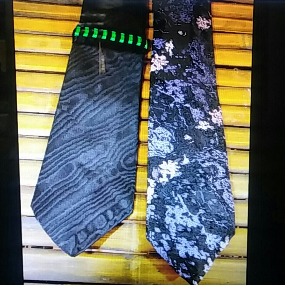 Vintage men's neckties.