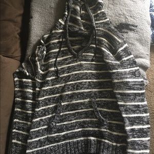CLEAR OUT SALE knit hoodie