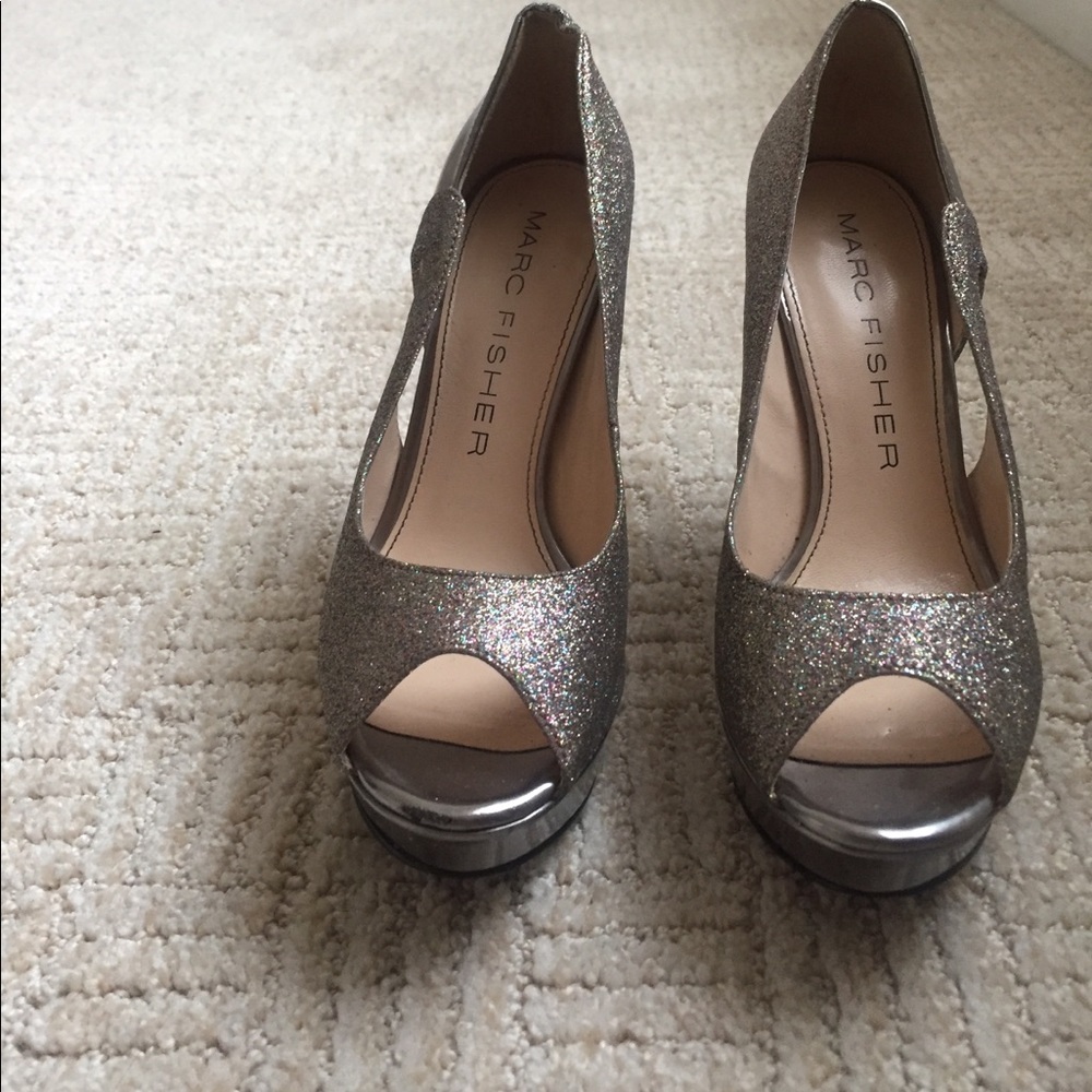 Marc Fisher Silver open toe shoes