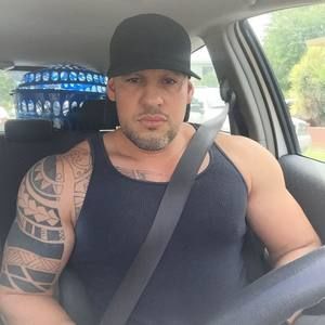 Meet your Posher, Carlos