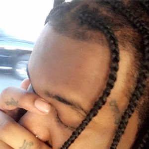 Meet your Posher, Kharis