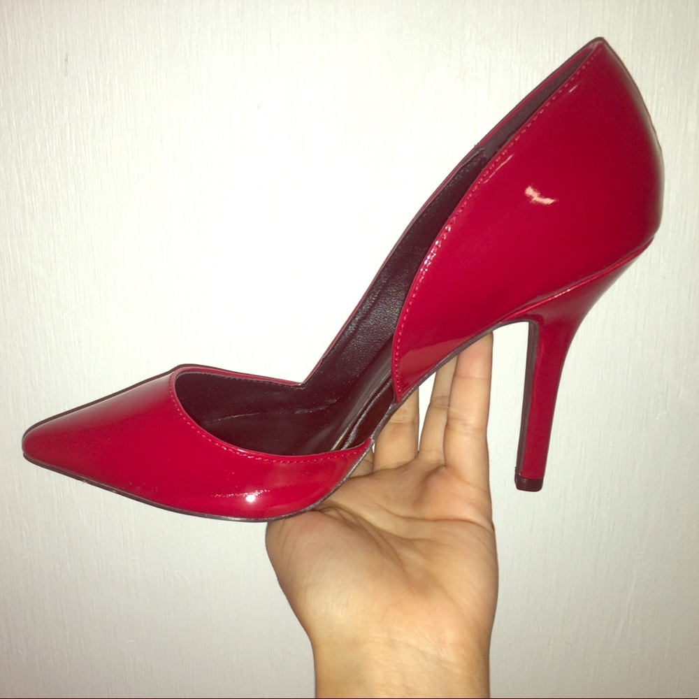 Red Pumps - Picture 2 of 2