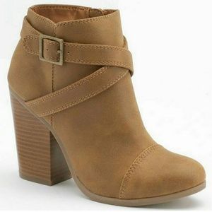LC Lauren Conrad boots brown tan 7.5