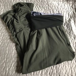 Lululemon Athletica Work Out Pants