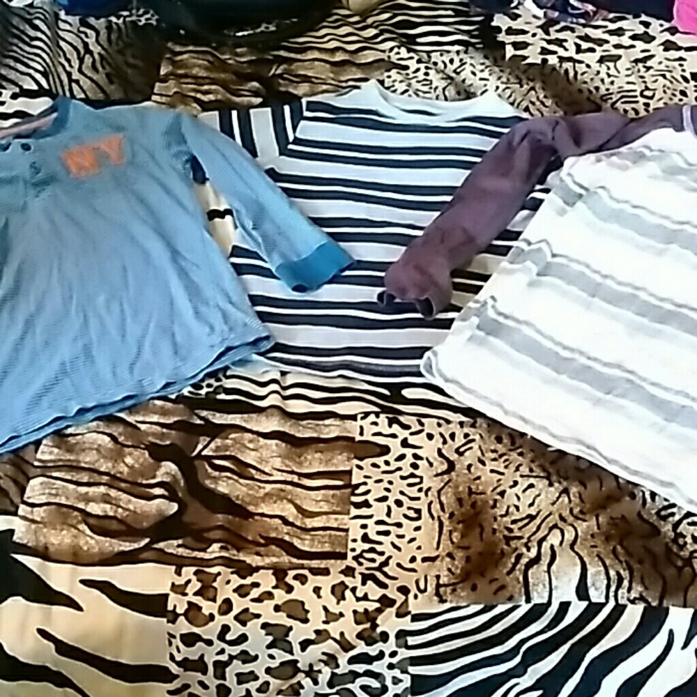Boys size 6-7 long sleeve. Bundle!