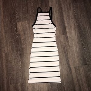Kendall - Kylie midi pencil dress
