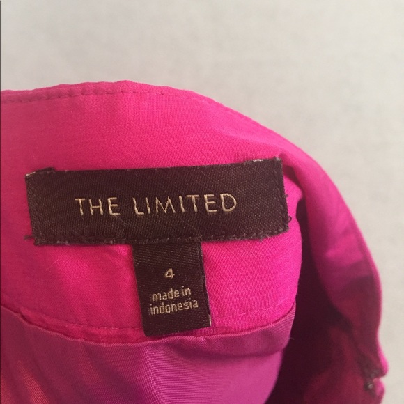 Limited hot pink mini skirt - Picture 2 of 2