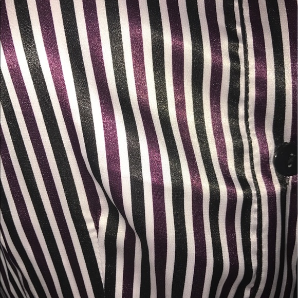 NWT blk/cream/wine color button blouse - Picture 7 of 8