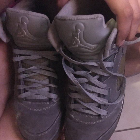 Jordan 5 Wolf Greys - Picture 4 of 4