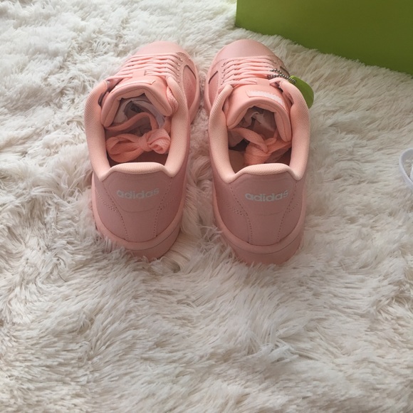 Adidas Sneakers 🎉 Last Pair🎉 - Picture 3 of 4